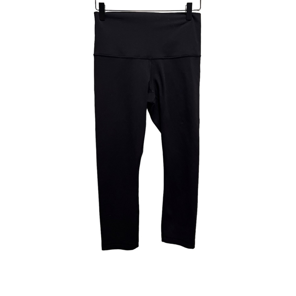 Lululemon Black Cropped Leggings Size 6 Activewear Yoga
